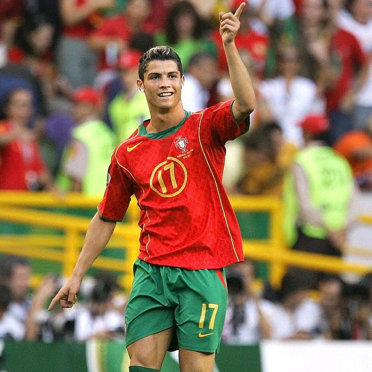 Portugal Euro 2004 - C.Ronaldo #17 Retro Version