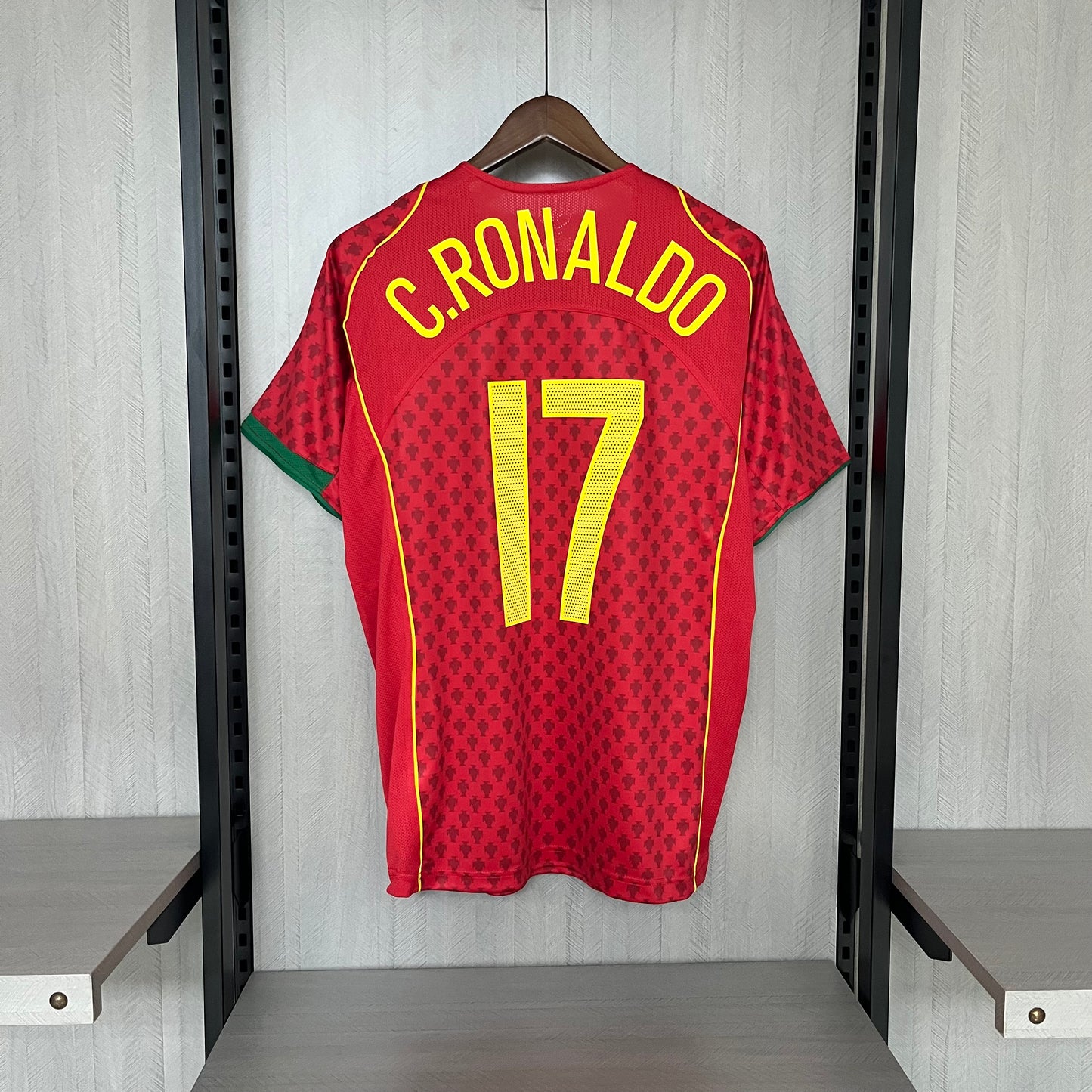 Portugal Euro 2004 - C.Ronaldo #17 Retro Version
